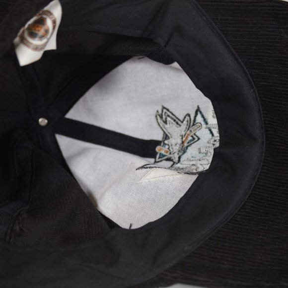 Retro VTG 90s Official American Needle San Jose Sharks Corduroy Snapback Hat - Picture 9 of 9